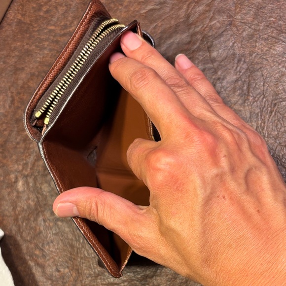Louis Vuitton Brown and Gold Monogram Compact Snap Wallet - Picture 6 of 10